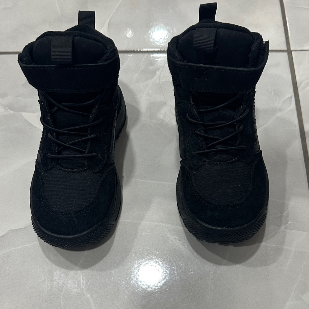 Vans Black High-Top boots